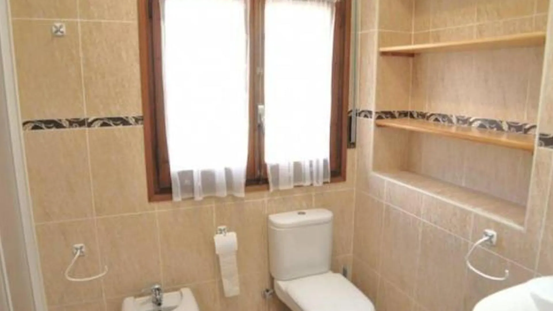 Villa En Ametlla De Mar Para 12 Personas Con Piscina Privada Y Acceso Directo A La Playa - Hisp-217-223 L'Ametlla de Mar